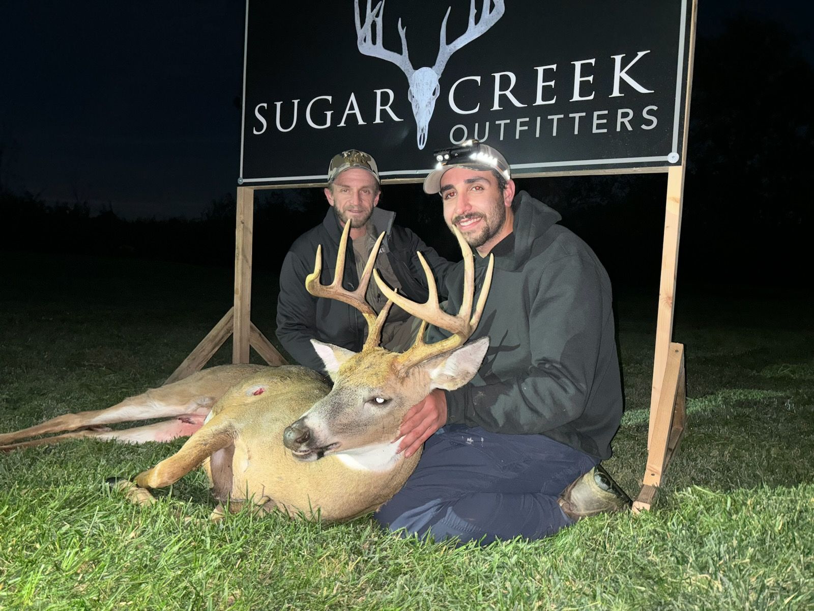 deer hunting outfitter