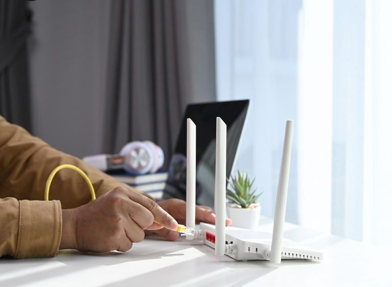 Placing cable on router