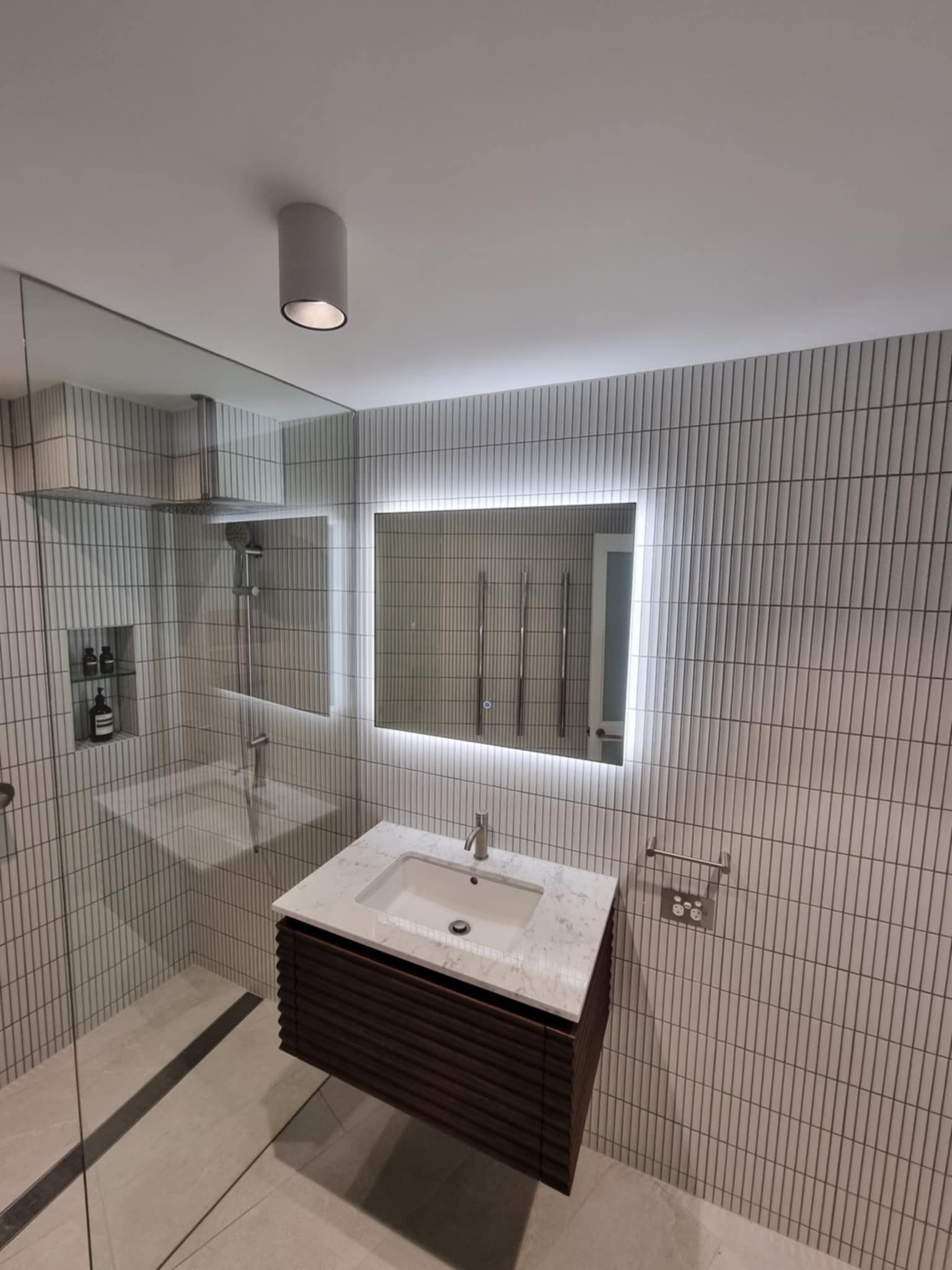 MIRROR LIGHTING - HUNTLEYS POINT