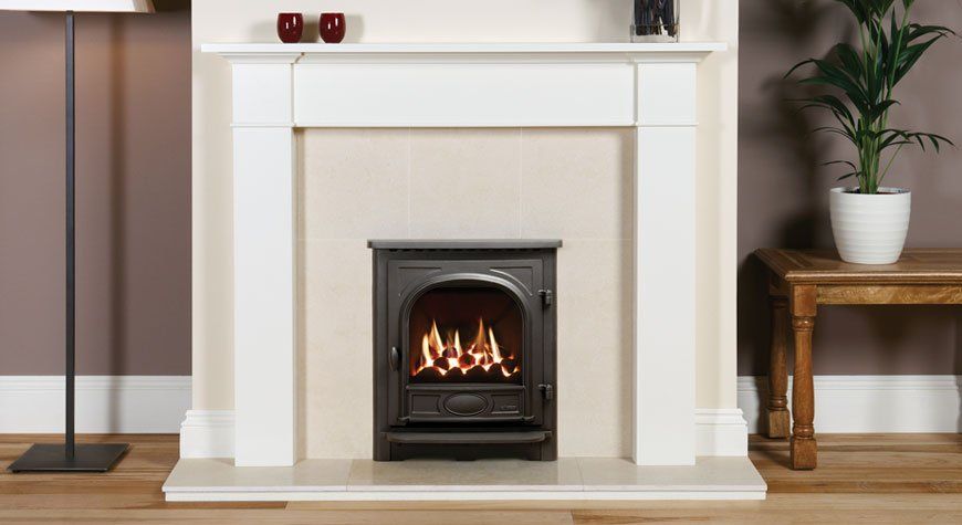 Hearth mounted gas fires