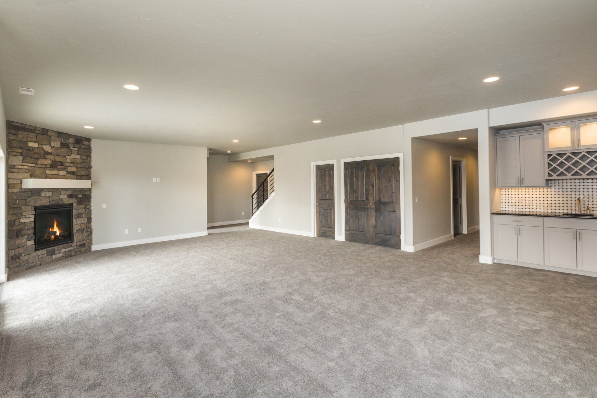 Basement Room — Lumberton, NC — Brooks Carpet