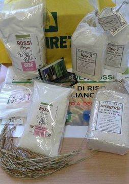 Diversi tipi di riso di Azienda Agricola Rossi a Bellinzago Novarese
