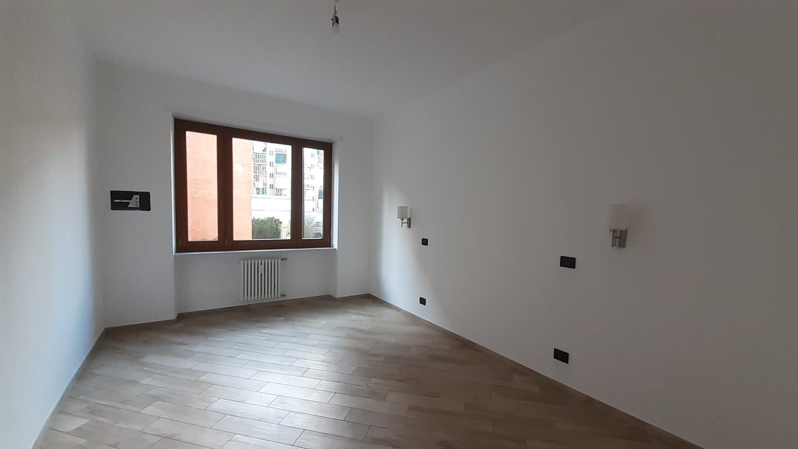 Dry Lining | Painting | Wall Insulation | Attic Conversions. Home improvement & best solutions delivered by professionals.