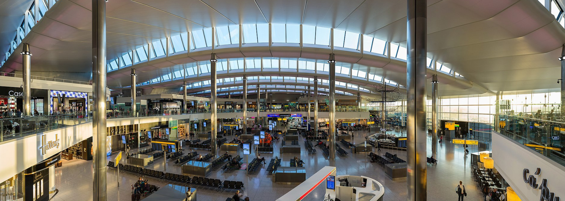 Picture of a airport terminal. 