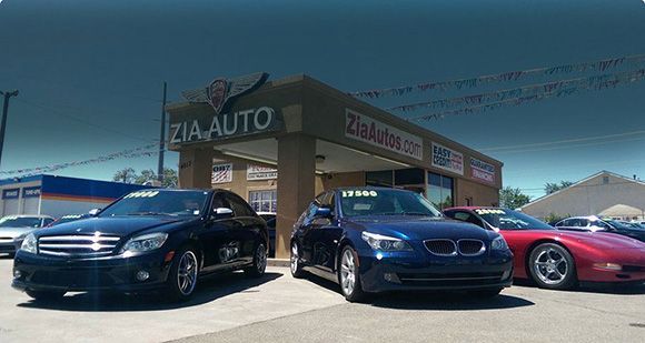 Cars lined up outside the shop | Zia Automotive