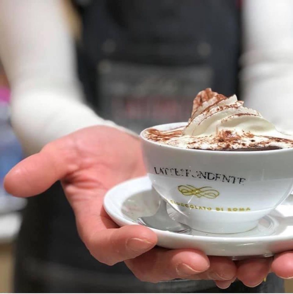 cioccolata calda con panna