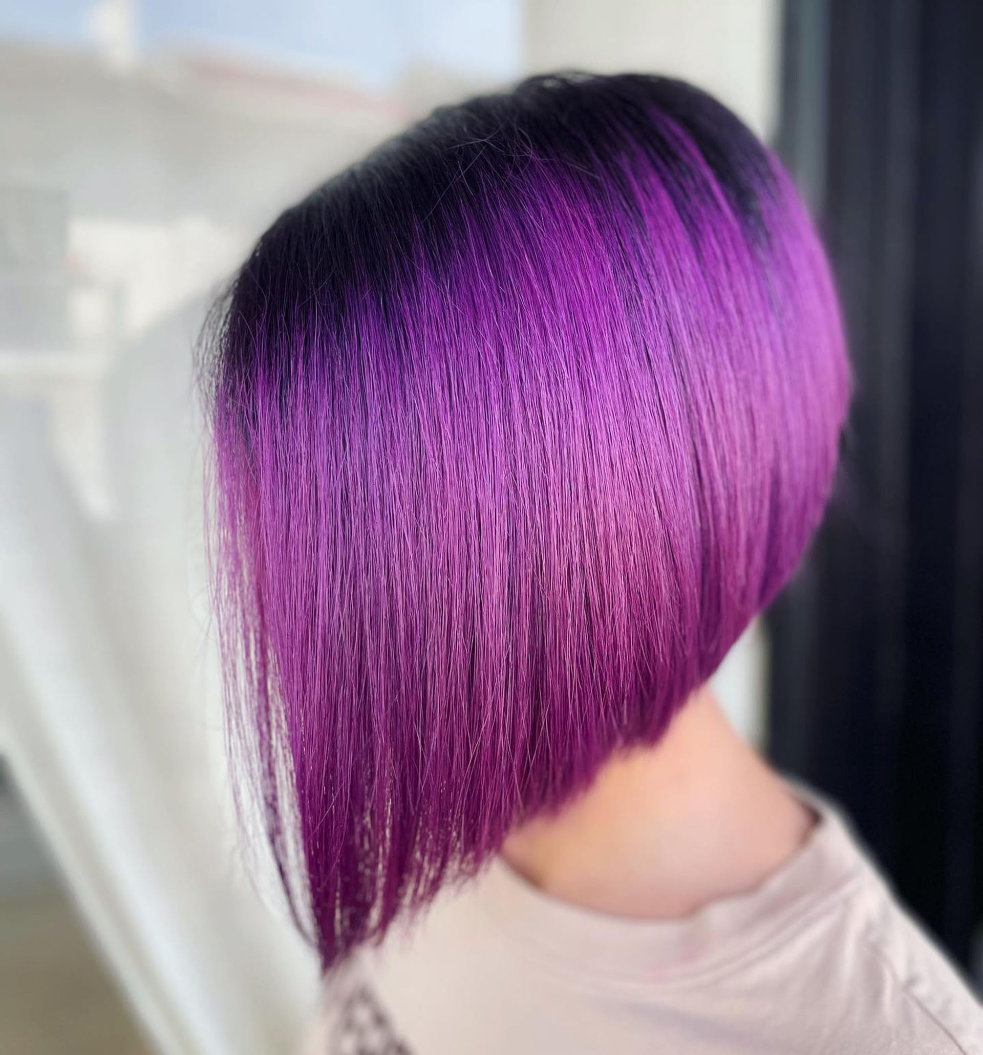 Capelli viola acceso