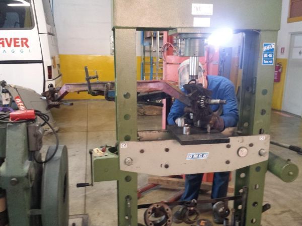 Manutenzione pullman