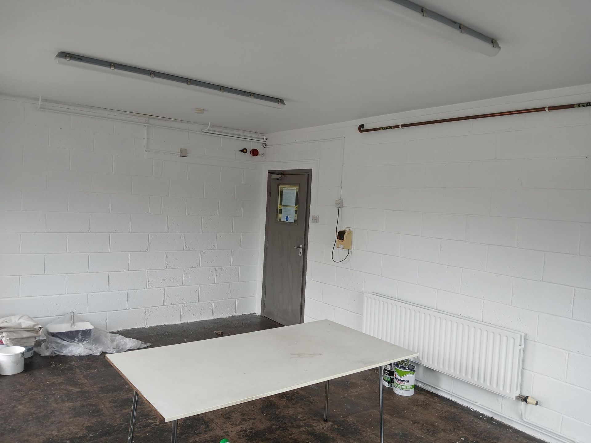 We specialise in interior and exterior painting and decorating