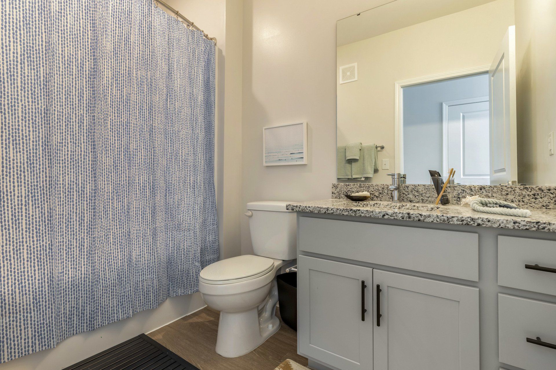 Gallery Student Apartment Complexes in Wilmington, NC