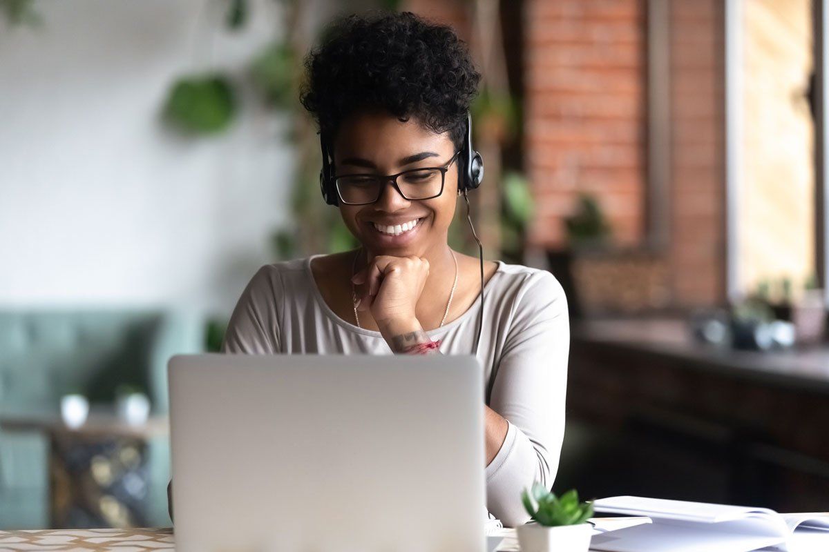 woman working on computer