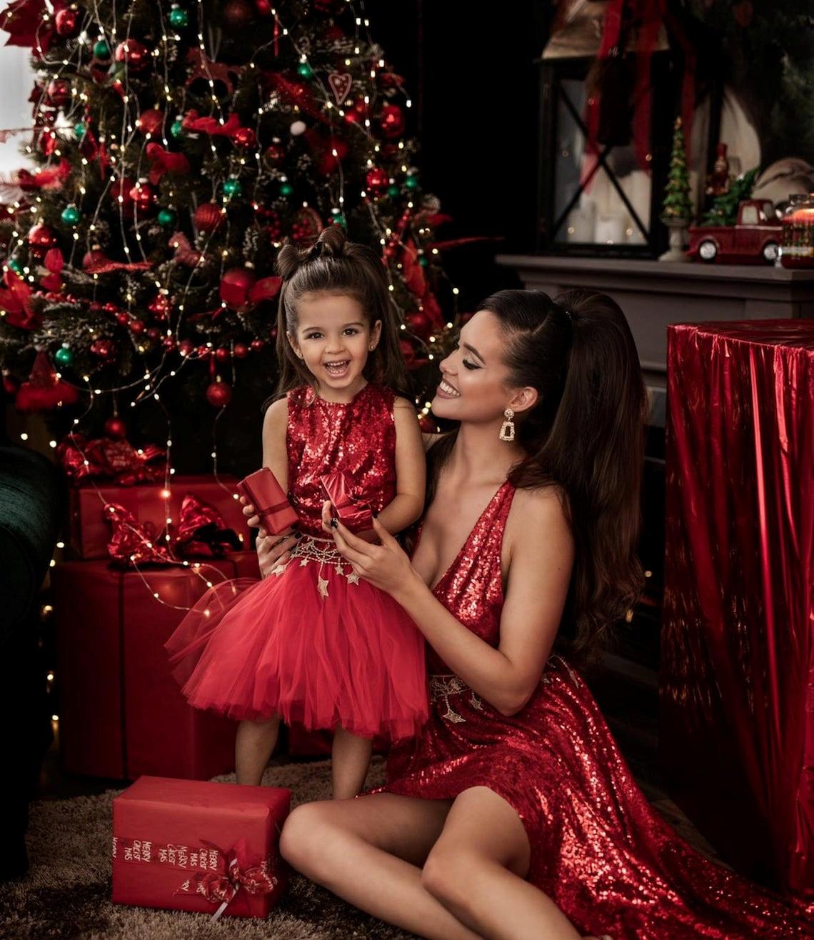 Enjoy an exclusive private tour, seamlessly blending the world of high fashion with the enchanting historical heritage of Rome. Our tailor-made shopping experience is crafted for those special occasions, turning dreams into wearable art—a fairytale for both mothers and children.
Immerse yourself in the realm of Italian haute couture craftsmanship, where precious fabrics, intricate hand-embroidery, and stunning tailored dresses converge to create truly extraordinary moments. Witness skilled tailors bringing to life unique, one-of-a-kind pieces, a homage to the art of tailoring at its finest.
This transcends mere shopping; it's a journey into the extraordinary world of high fashion, curating memories for life's significant moments. Live your fairytale with me!