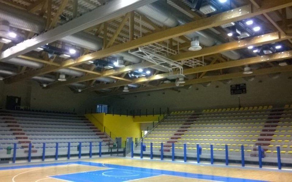 Illuminazione per campo da basket