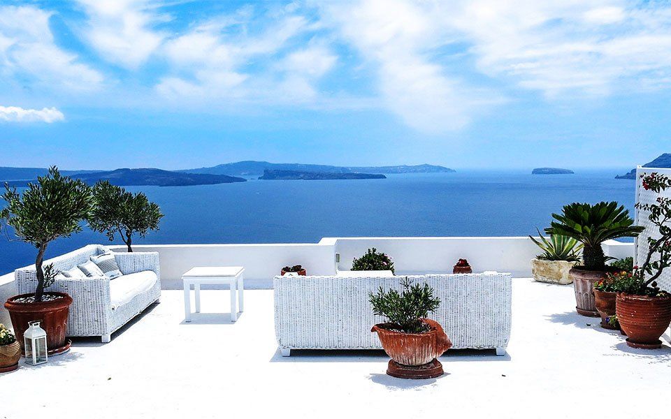 Beautiful white rooftop terrace spanish style