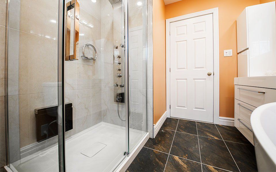 Beatiful bathroom renovation peach and marble traditional