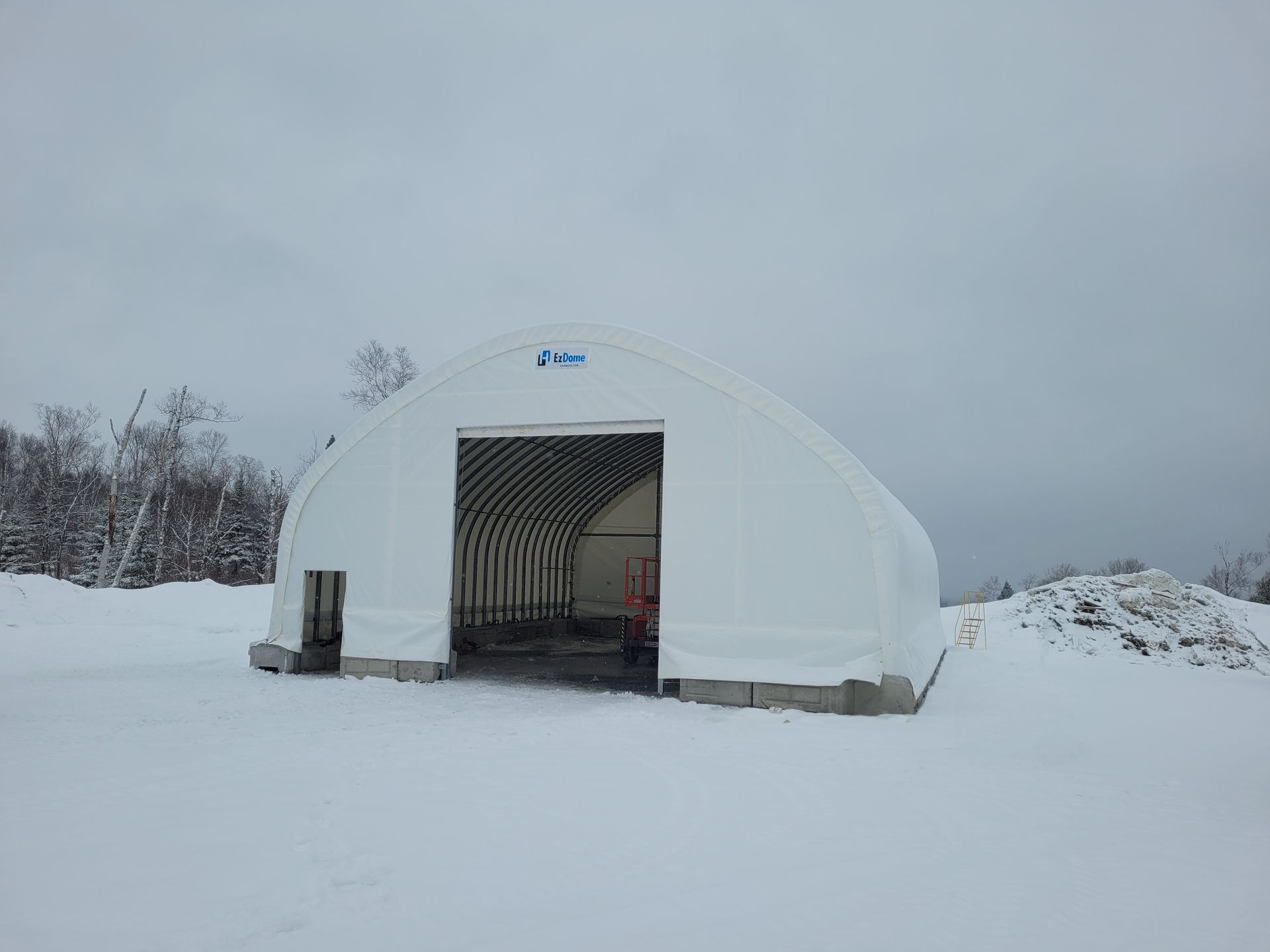 MegaDome EzDome Gothic 40'x60'
