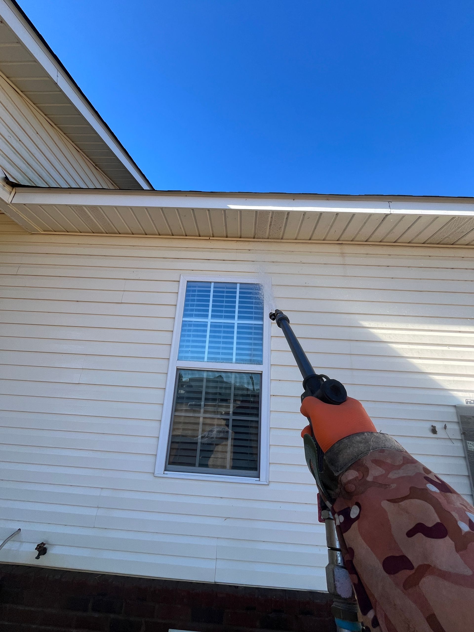 Newly Cleaned Driveway — Glenville, GA — SQUIRTS