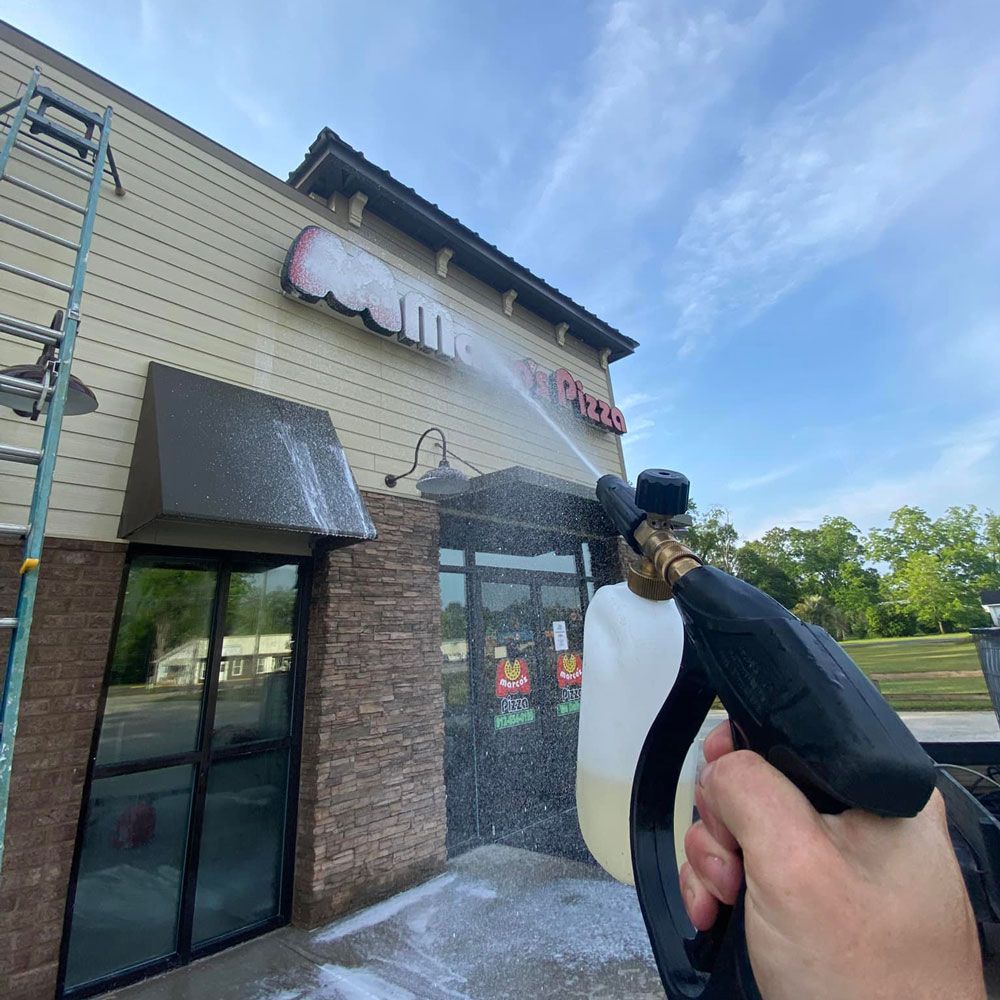 Storefront Cleaning — Glenville, GA — SQUIRTS