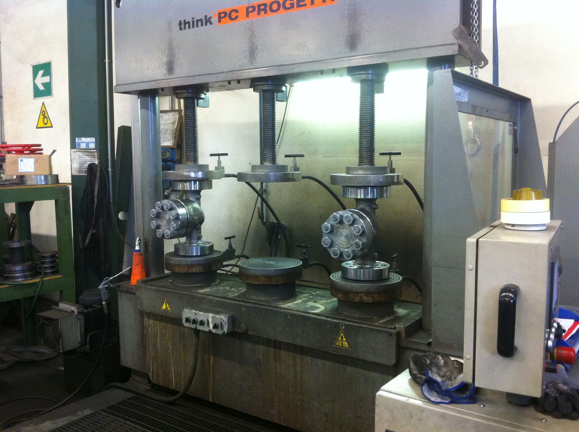 strumenti durante ispezione