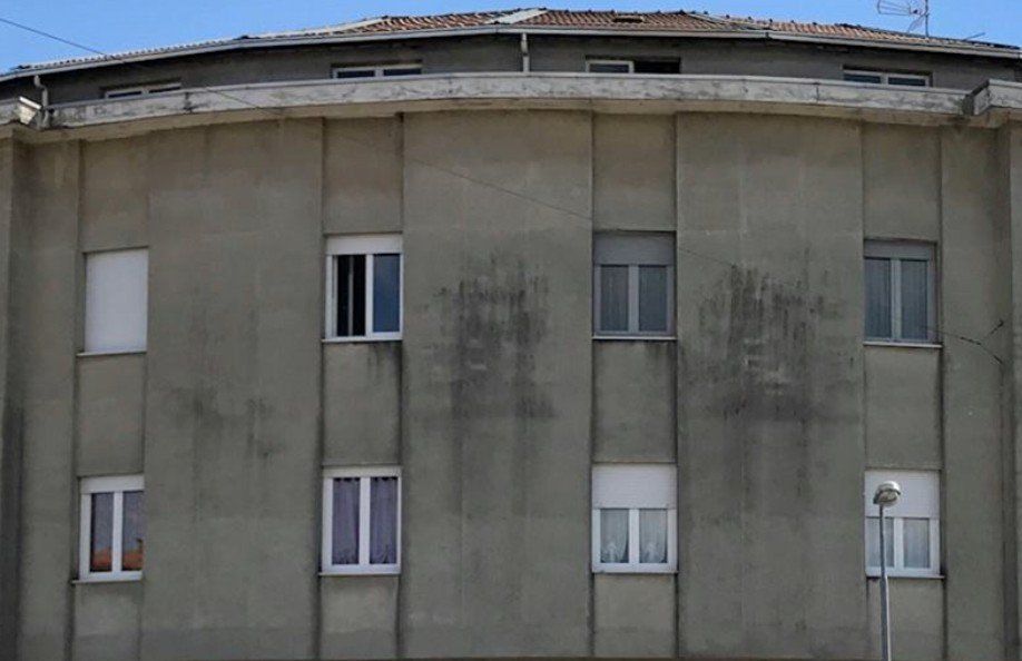 portone d'ingresso e serramenti