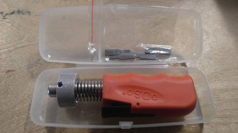 LLAVES Y CERRADURAS AGUILAR