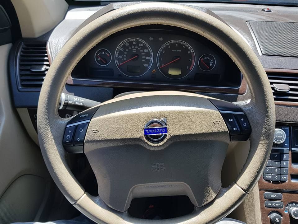 LLAVES Y CERRADURAS AGUILAR - Pilas