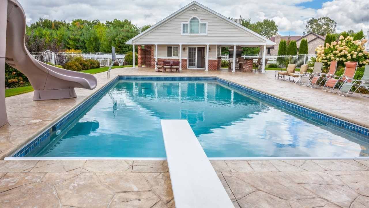 Pool deck design