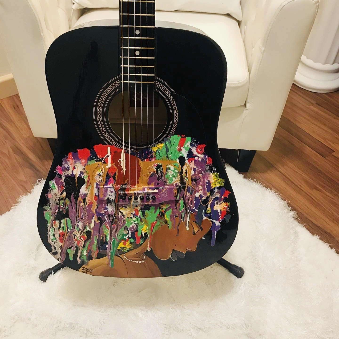 Beanie Paints Customized Guitars