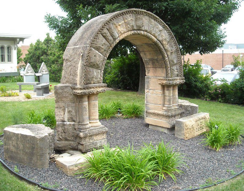 arch in sculpture garden