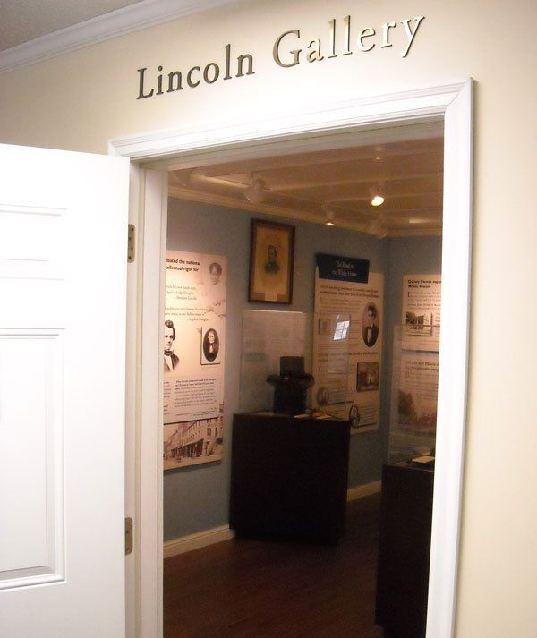 lincoln gallery entrance