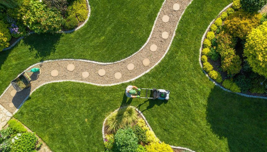 The Benefits of Having Licensed and Insured Landscapers