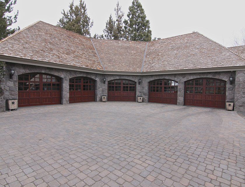 Aluminum Garage Doors | Westerly , RI | New London, CT | Old Saybrook, CT | Narangansett, RI