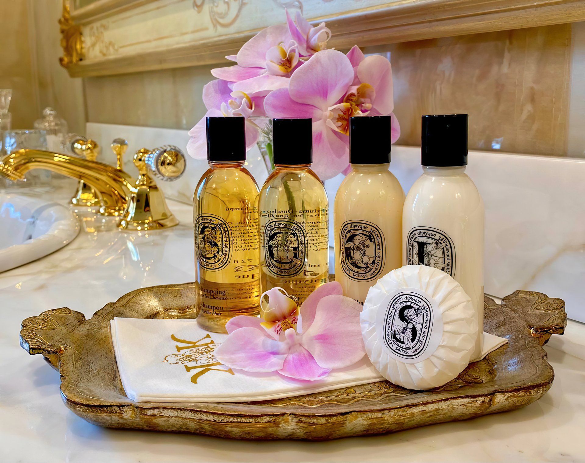 Villa Korta Katarina Suite 302: Golden Light and Gracious Living