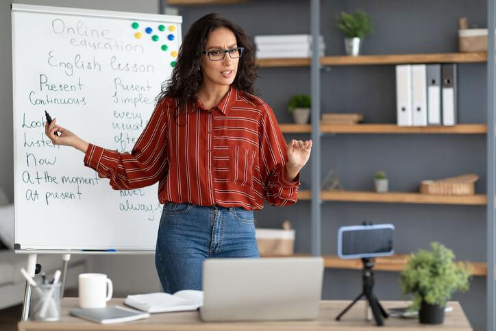 A Lingua Language Center instructor leading an online session