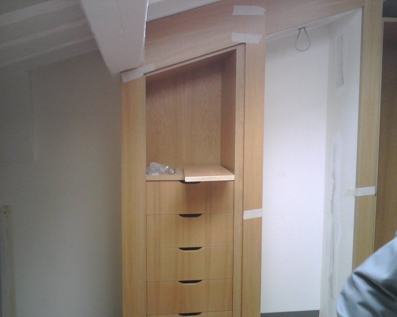 mobile libreria per mansarda