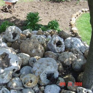 rock-garden-geode