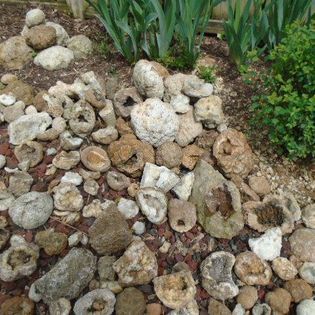 rock-garden-geode