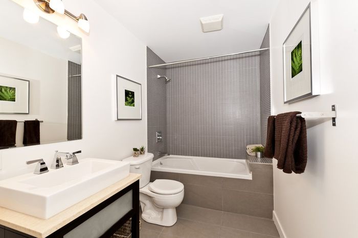 Modern Bathroom — Plumbing In Ashby, NSW
