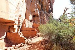 Ancient ruins at Honanki Heritage Site in Sedona near Dreamcatcher Inn
