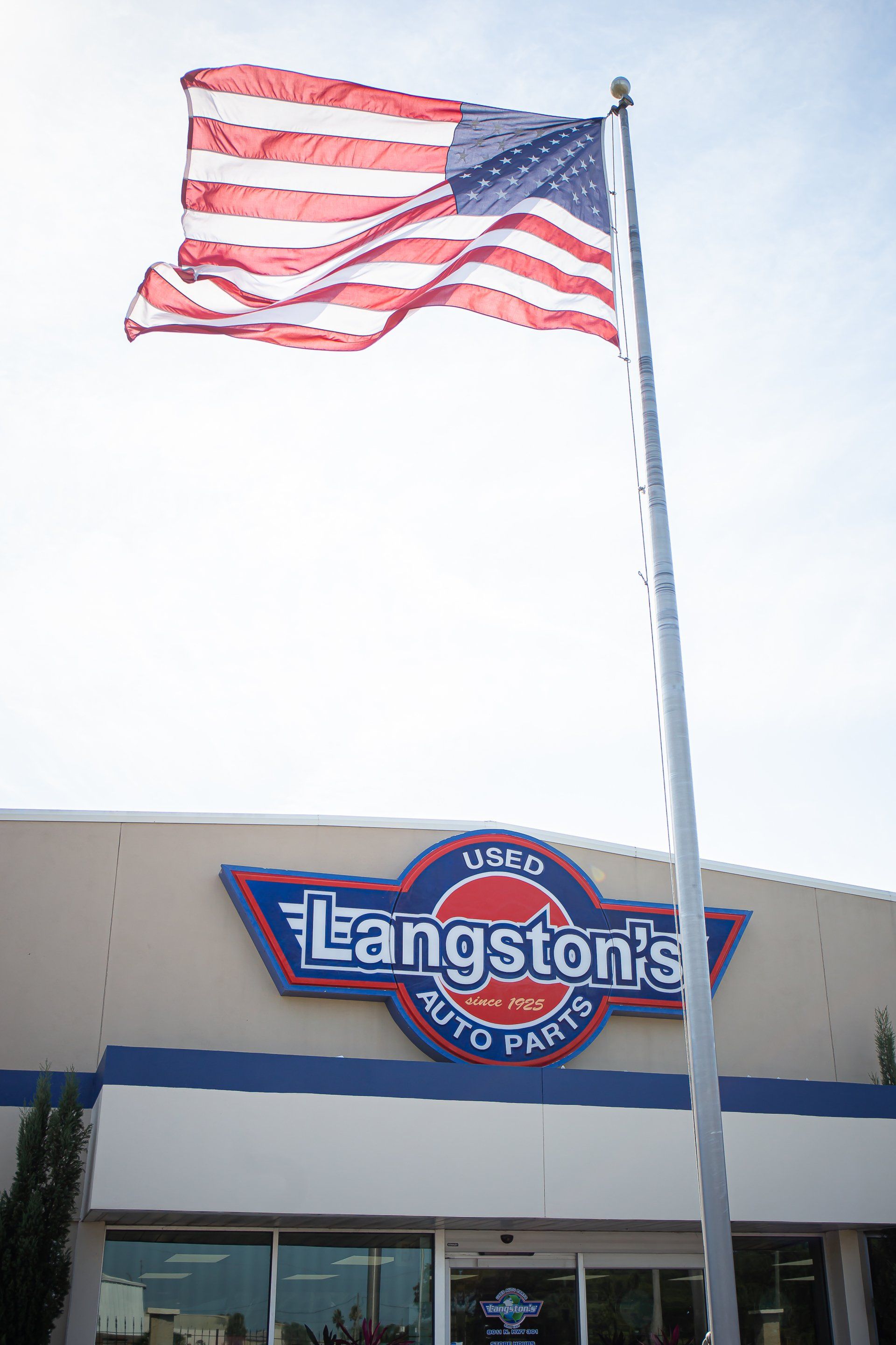 Part of scrap cars - Tampa, FL - Langston's Used Auto Parts