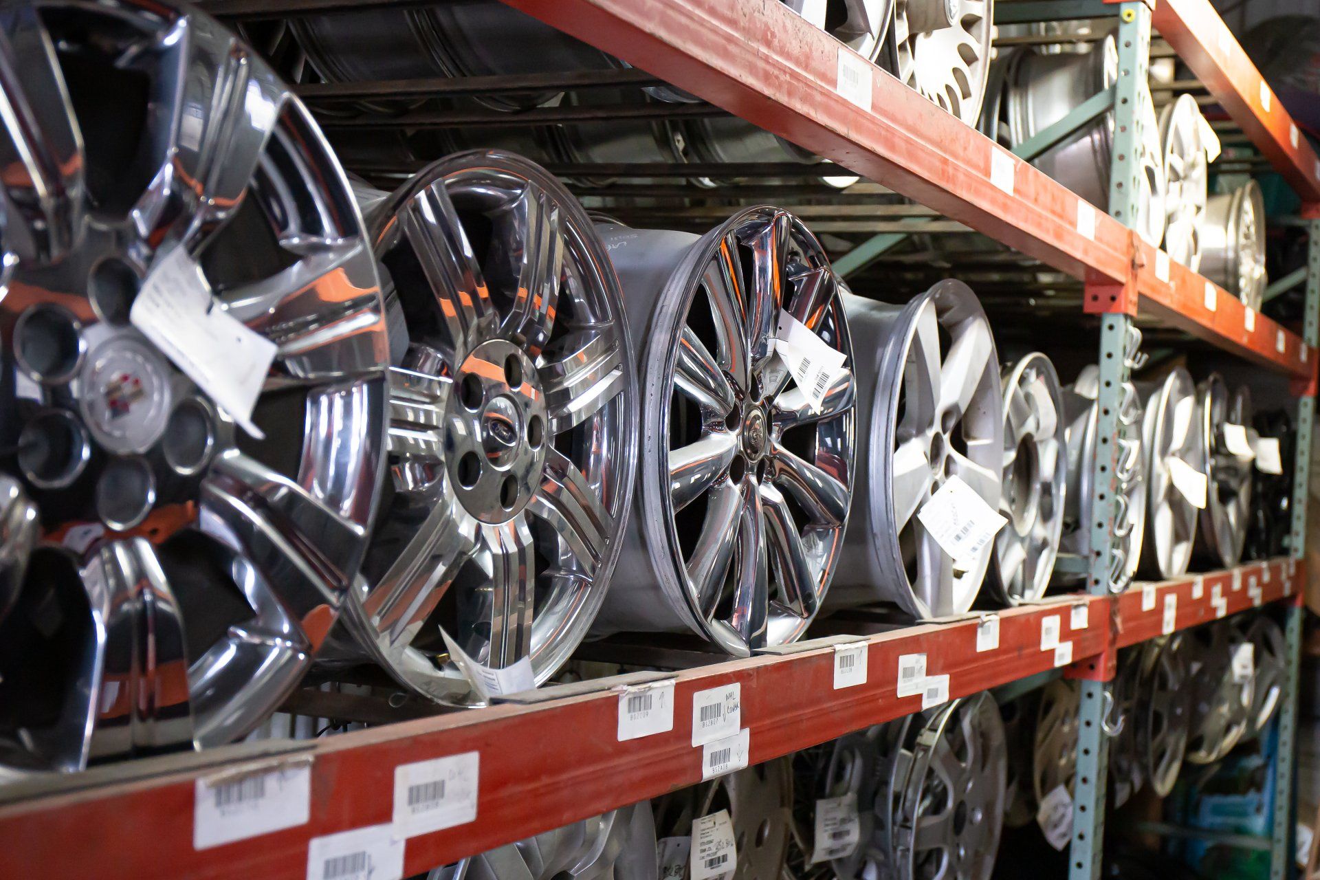 Car tires at warehouse - Tampa, FL - Langston's Used Auto Parts