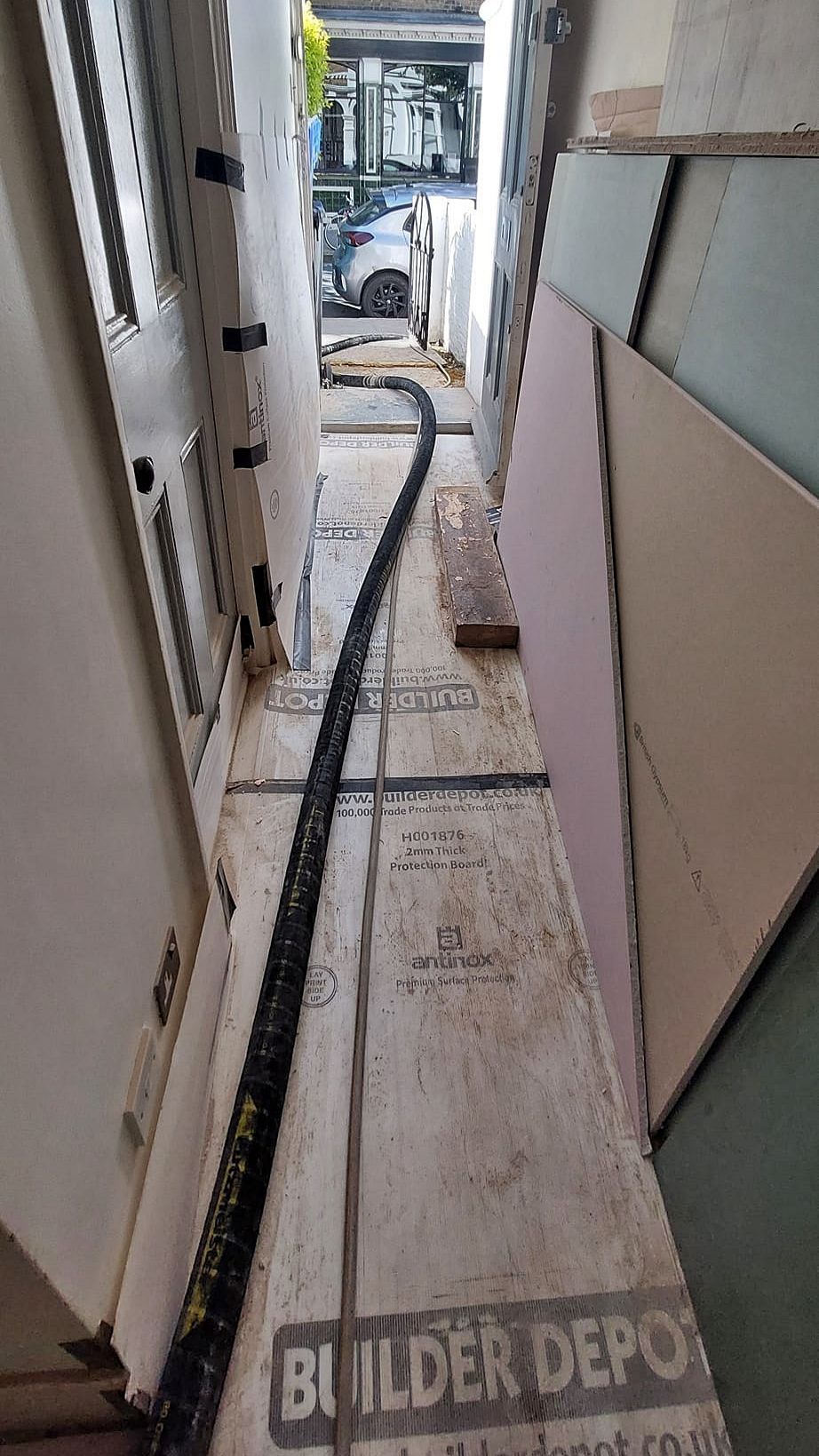 Images of Liquid flow screed preparation, delivery and installation, removing liquid flow screed laitance, pump hire, by JC Flow Screeds.  Covering floors across East Anglia.