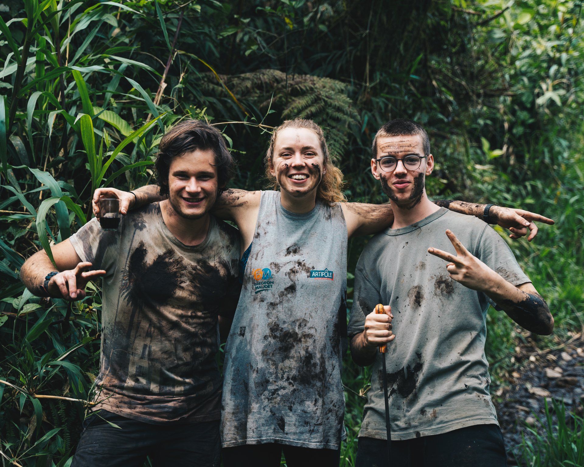 volunteer abroad