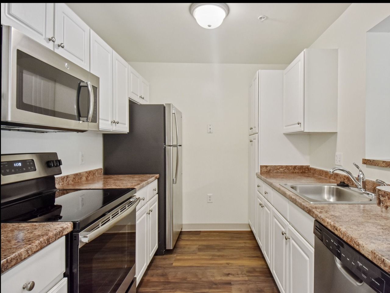 Gallery Chelmsford, MA Apartments For Rent