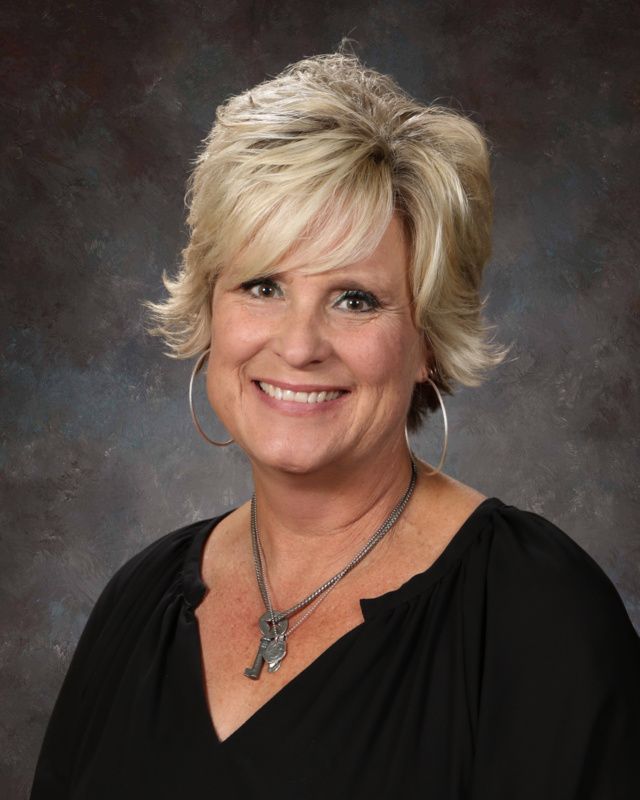 Click here to view Pam DeHart's Bio