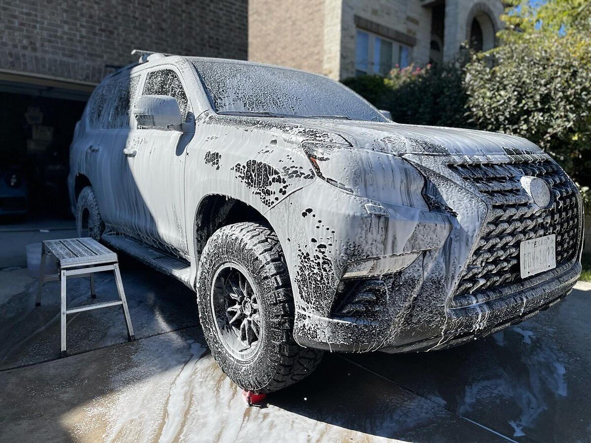 Car exterior foam wash