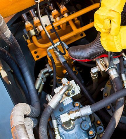 Hydraulic Hose Replacement Guide: 7 Warning Signs to Watch For