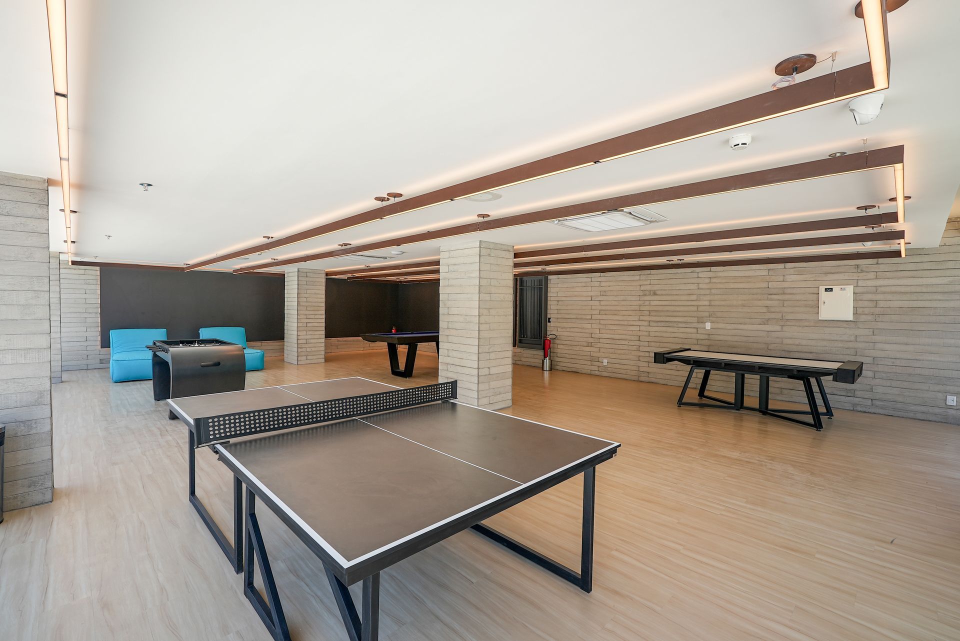 mesa de pingue-pongue em porto alto resort.