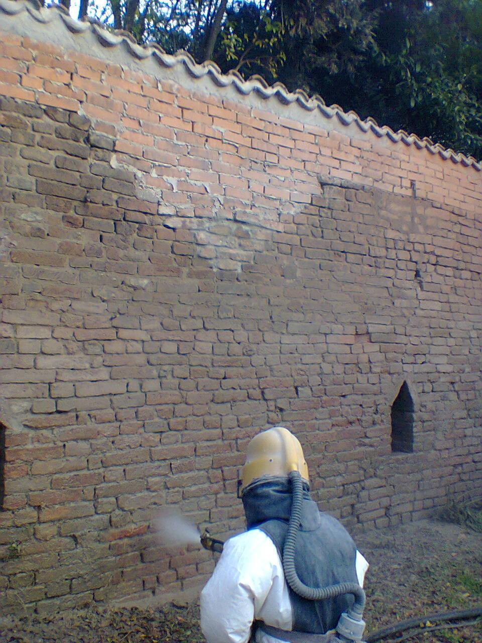 parete privata in fase di restauro 2