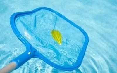 Pulizia piscina